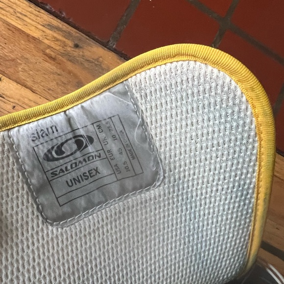 End of the season Salomon snowboarding boots size 10,5 unisex - Picture 4 of 6